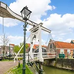 At The Harbor * Monnickendam