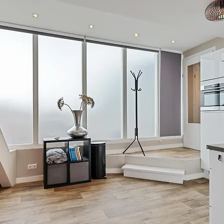 At The Harbor Apartamento *