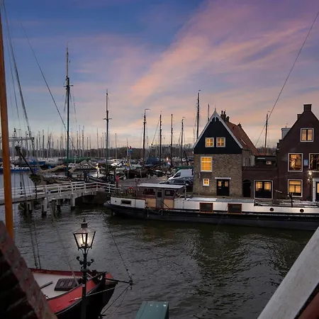 At The Harbor Monnickendam